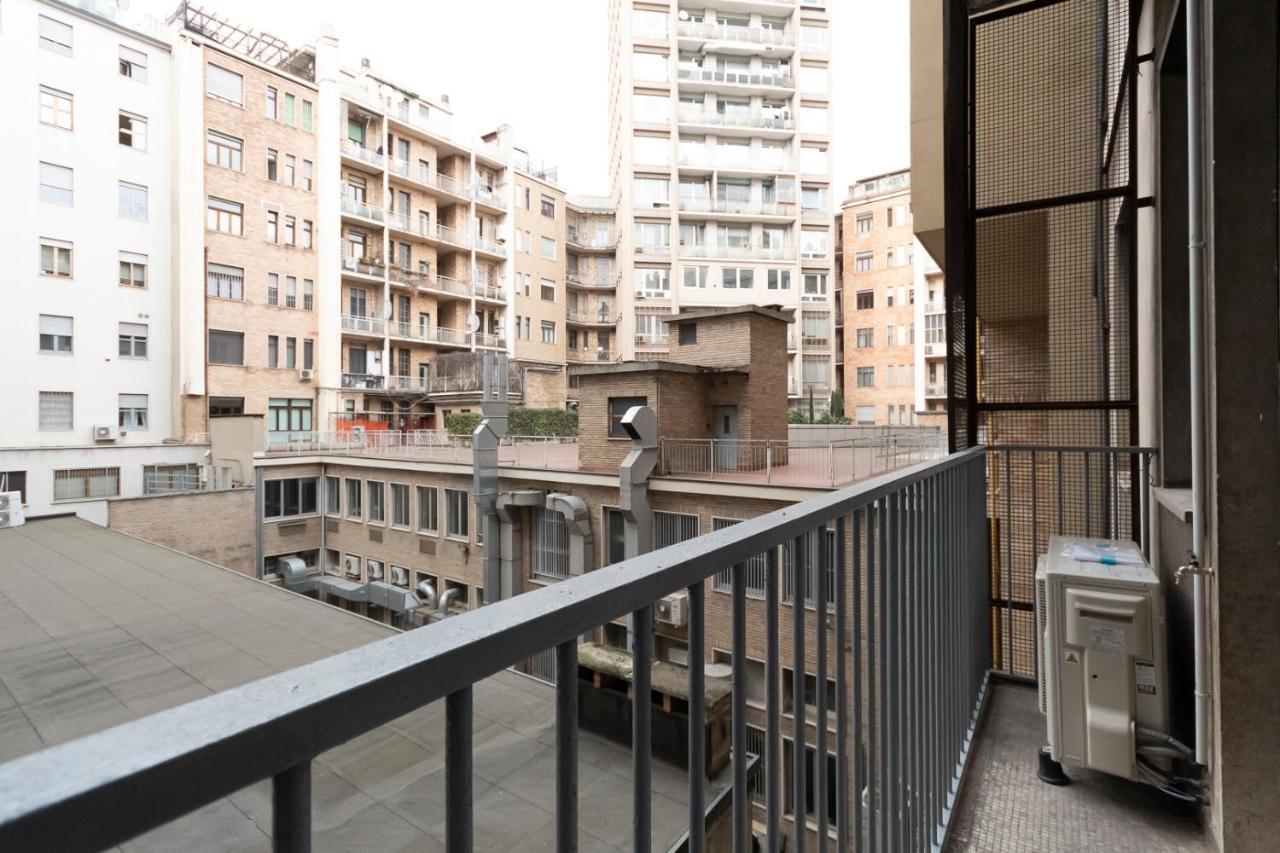 Missori Apartment 1 Milaan Buitenkant foto